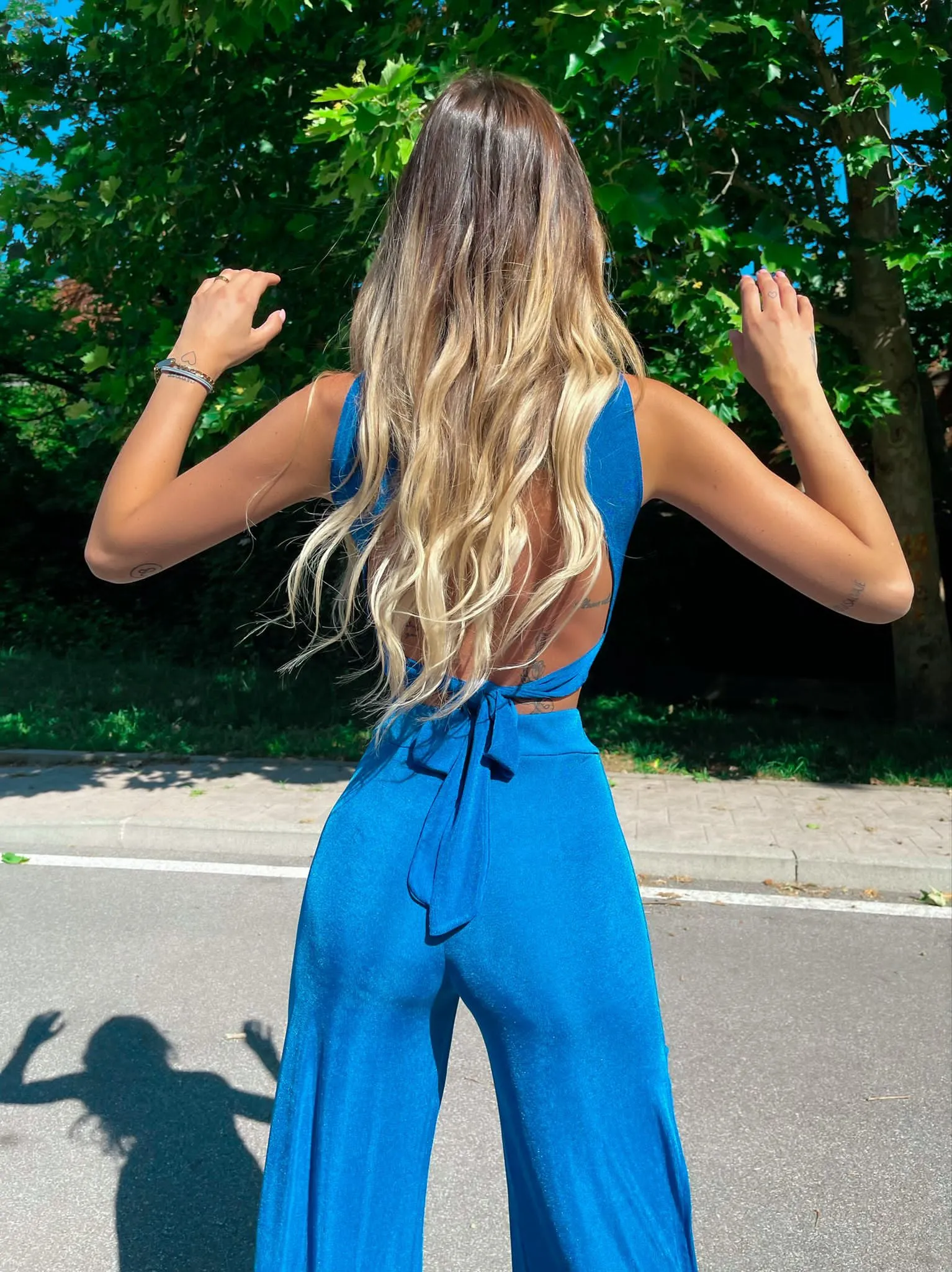 Completo pantalone con spacco e top