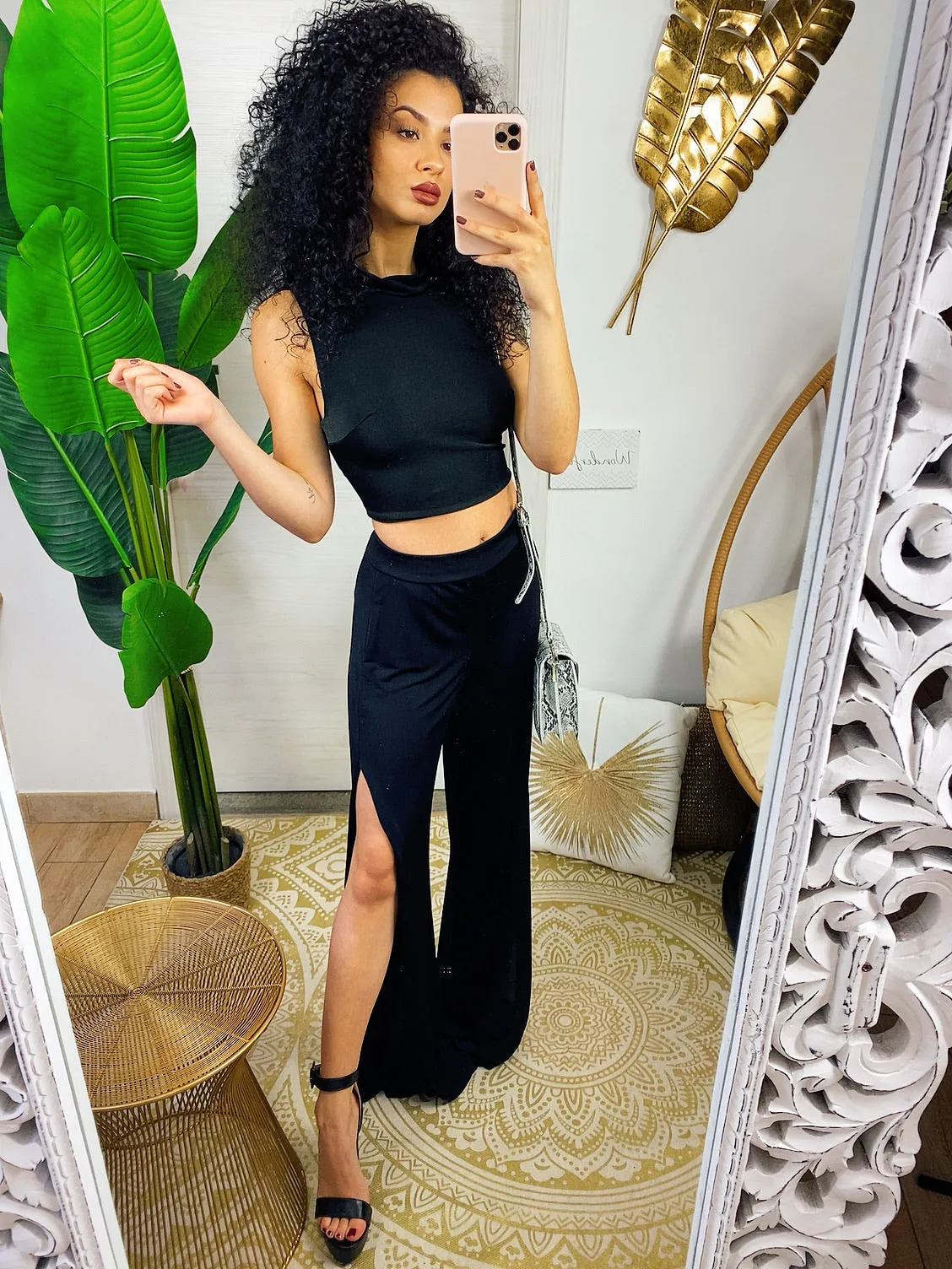 Completo pantalone con spacco e top